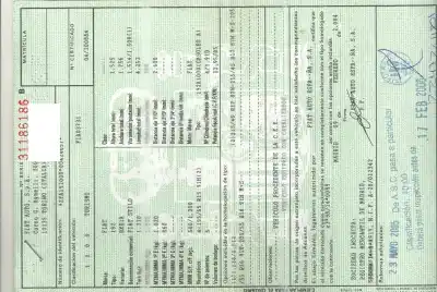Veículo de Sucata fiat stilo (192) 1.9 jtd cat do ano 2004 alimentado 192a1000