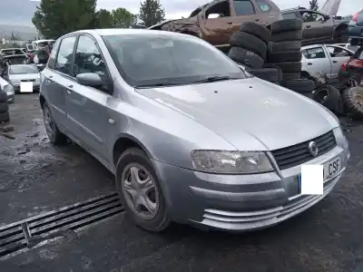Veículo de Sucata fiat stilo (192) 1.9 jtd cat do ano 2004 alimentado 192a1000