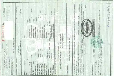 Sloopvoertuig volvo xc70 d5 awd momentum van het jaar 2004 aangedreven d5244t