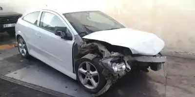 Veicolo di demolizione OPEL ASTRA GTC Cosmo dell'anno 2007 alimentato Z19DT