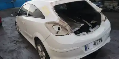 Veicolo di demolizione opel astra gtc cosmo dell'anno 2007 alimentato z19dt