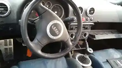 Véhicule à la ferraille AUDI TT (8N3/8N9) 1.8 T Coupe (132kW) de l'année 2003 alimenté AUQ