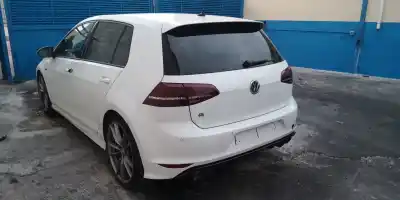 Véhicule à la ferraille VOLKSWAGEN                                         GOLF VII LIM. (5G1)                                                                                                                                                                                                                                        R 4Motion BlueMotion Tech. 301 CV / 221 KW                                                                                                                                                                                                                 de l'année 2015 alimenté CJXC