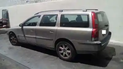 Veículo de Sucata volvo v70 familiar momentum do ano 2004 alimentado d5244t