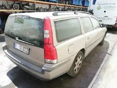 Veículo de Sucata volvo v70 familiar momentum do ano 2004 alimentado d5244t