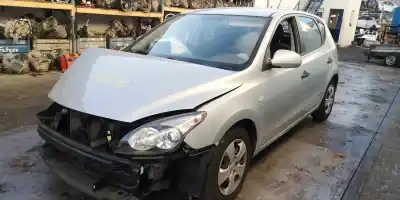 Здавання транспортного засобу hyundai                                            i30 (fd)                                                                                                                                                                                                                                                   g4fa                                                                                                                                                                                                                                                       року 2010 потужний g4fa