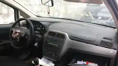 Veicolo di demolizione fiat punto (evo) (199) dynamic dell'anno 2008 alimentato 199a2000