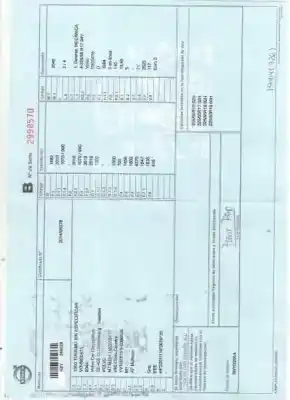 Veículo de Sucata volvo v40 kinetic do ano 2014 alimentado d5204t6