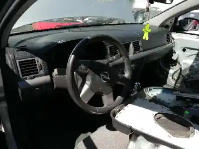 Veículo de Sucata opel vectra c berlina comfort do ano 2005 alimentado z19dt