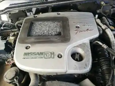 Véhicule à la ferraille nissan patrol gr (y61) elegance de l'année 2001 alimenté zd30