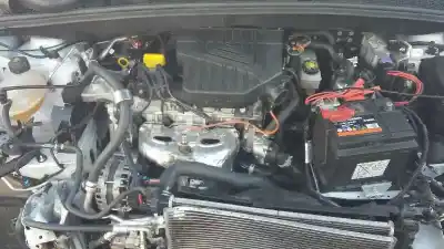 Veículo de Sucata dacia lodgy 1.6 cat (bivalent. gasolina / gpl) do ano 2015 alimentado k7m 828