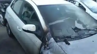 Veicolo di demolizione fiat bravo (198) 1.6 16v active multijet (77kw) dell'anno 2011 alimentato 198a3000