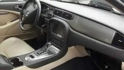 Scrapping Vehicle jaguar s-type 7b of the year 2005 powered 7b