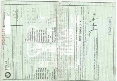 Veículo de Sucata bmw serie 3 berlina (e46) 320d do ano 1999 alimentado 204d1