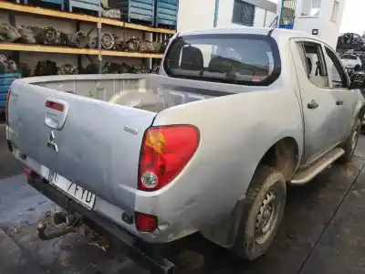 Здавання транспортного засобу mitsubishi l 200 (ka0/kb0) cabina doble intense 4x4 року 2007 потужний 4d56