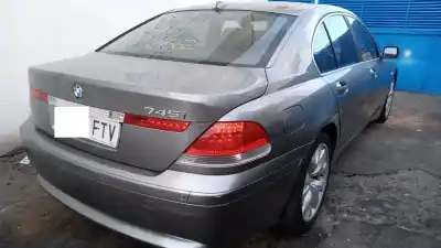 Verschrottungsfahrzeug bmw serie 7 (e65/e66) 745i des jahres 2001 angetrieben n62b44a