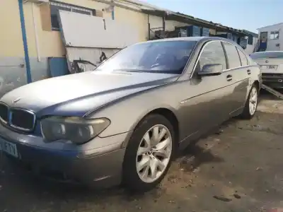 Verschrottungsfahrzeug bmw serie 7 (e65/e66) 745i des jahres 2001 angetrieben n62b44a