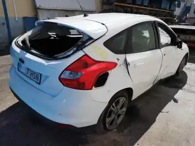 Véhicule à la ferraille ford                                               focus berlina (cb8)                                                                                                                                                                                                                                        d-t1da                                                                                                                                                                                                                                                     de l'année 2013 alimenté t1da