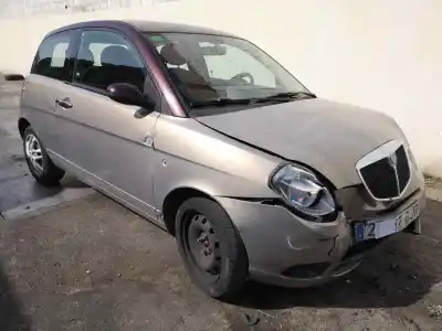 Veículo de Sucata lancia ypsilon (101) 1.4 16v oro (10.2006->) do ano 2008 alimentado 843a1000