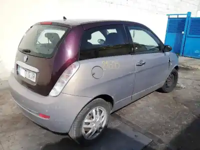 Veículo de Sucata lancia ypsilon (101) 1.4 16v oro (10.2006->) do ano 2008 alimentado 843a1000