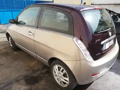 Veículo de Sucata lancia ypsilon (101) 1.4 16v oro (10.2006->) do ano 2008 alimentado 843a1000