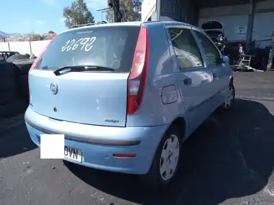 Verschrottungsfahrzeug FIAT PUNTO BERLINA (188) 1.3 JTD Classic des Jahres 2006 angetrieben 188A9000