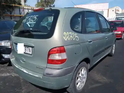 Scrapping Vehicle renault scenic (ja..) 1.9 dci authentique of the year 2002 powered f9q732
