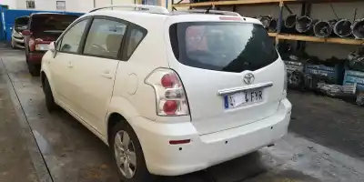 Veículo de Sucata toyota corolla verso (r1) 2.2 d-4d sol do ano 2007 alimentado 2adftv