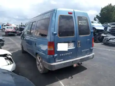 Veículo de Sucata peugeot expert kombi 2.0 hdi (dw10bted) do ano 2000 alimentado rhx