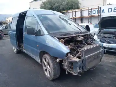 Veículo de Sucata peugeot expert kombi 2.0 hdi (dw10bted) do ano 2000 alimentado rhx