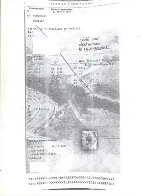 Véhicule à la ferraille renault clio iii authentique de l'année 2007 alimenté k9k766