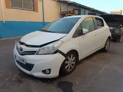 Veículo de Sucata toyota yaris active do ano 2014 alimentado 1kr