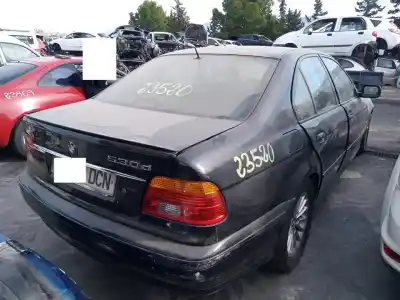 Veículo de Sucata bmw serie 5 berlina (e39) 530d do ano 2001 alimentado 30-6d-1