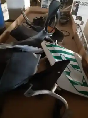 Veicolo di demolizione bmw r 1200 rt r 1200 rt dell'anno 2015 alimentato 122en