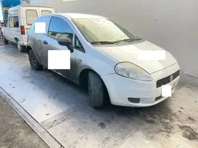 Veicolo di demolizione fiat punto (evo) (199) dynamic dell'anno 2012 alimentato 199a2000