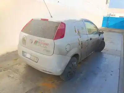 Veicolo di demolizione fiat punto (evo) (199) dynamic dell'anno 2012 alimentato 199a2000