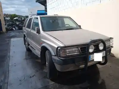 Vehicul casat opel frontera a arizona al anului 1997 alimentat vm41b