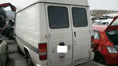 Veículo de Sucata nissan trade 2.8 do ano 1992 alimentado a4-28