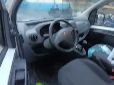 Sloopvoertuig peugeot bipper básico van het jaar 2009 aangedreven 8hs