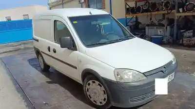 Veicolo di demolizione OPEL COMBO Cargo dell'anno 2008 alimentato Z17DTH
