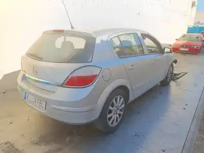 Veículo de Sucata opel astra h berlina cosmo do ano 2006 alimentado z 17 dth