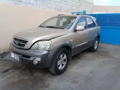 Vehicul casat KIA SORENTO 2.5 CRDi Concept al anului 2004 alimentat D4CB