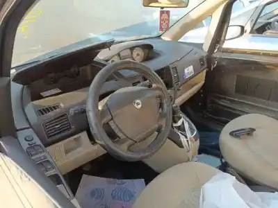 Здавання транспортного засобу lancia musa (184) 1.9 jtd oro року 2004 потужний 188b2000