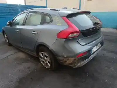 Veículo de Sucata VOLVO V40 Kinetic do ano 2014 alimentado D4162T