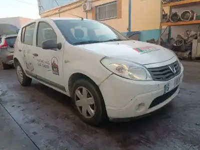 Veículo de Sucata dacia sandero laureate do ano 2012 alimentado k9k892