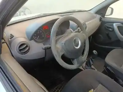 Veículo de Sucata dacia sandero laureate do ano 2012 alimentado k9k892