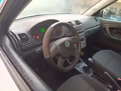 Verschrottungsfahrzeug skoda fabia (5j2) (2007->) 1.6 ambition [1.6 ltr. - 55 kw tdi] des jahres 2012 angetrieben caya