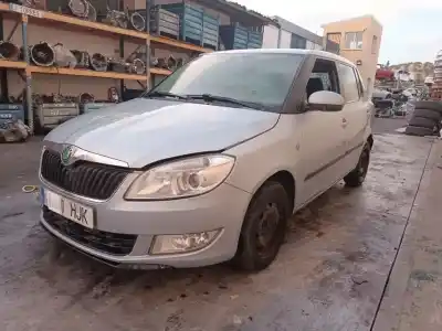 Verschrottungsfahrzeug skoda fabia (5j2) (2007->) 1.6 ambition [1.6 ltr. - 55 kw tdi] des jahres 2012 angetrieben caya