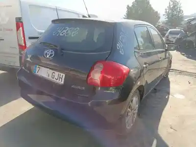 Veículo de Sucata toyota auris luna do ano 2008 alimentado 1zr