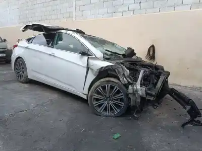 Scrapping Vehicle hyundai i40 style of the year 2016 powered d4fd